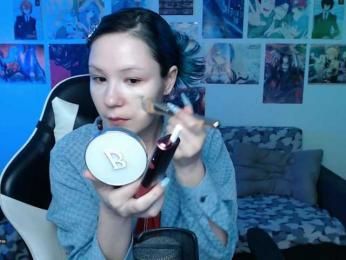 Hugo-Min webcam model stream image