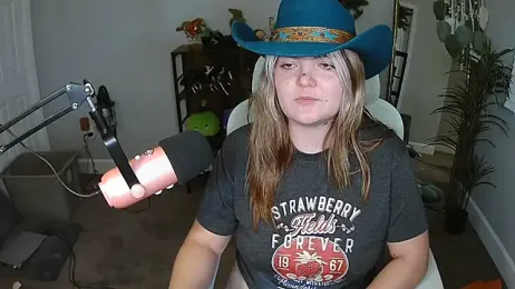Briieverly webcam model stream image