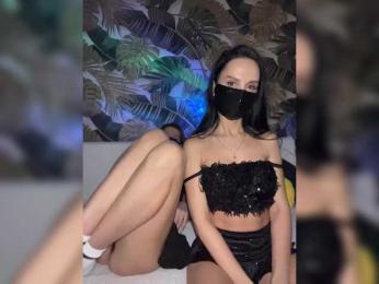 2Bounty webcam model stream image