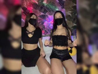 2Bounty webcam model stream image