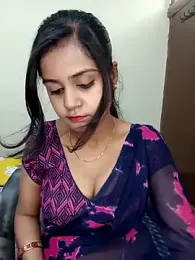 Miss-Riyasingh webcam model stream image