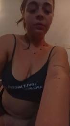 Coke9_ webcam model stream image