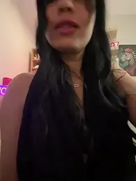 queen-chamss webcam stripchat model stream image