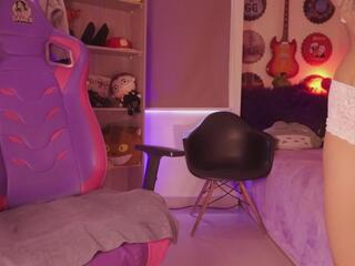 Madelyn Rose webcam model stream image
