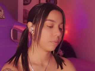 Madelyn Rose webcam model stream image