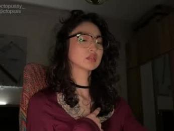 _octopussy_ webcam model stream image