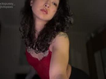 _octopussy_ webcam model stream image