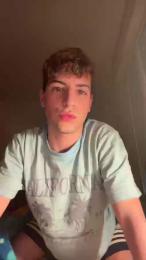 Twinkitaporcell webcam model stream image