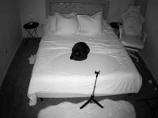 voyeurcam-whitneyoc-01 webcam model stream image
