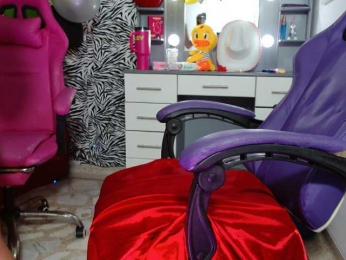 double-temptation webcam model stream image
