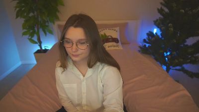 MagicPeachh webcam model stream image