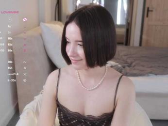MissEssie webcam model stream image