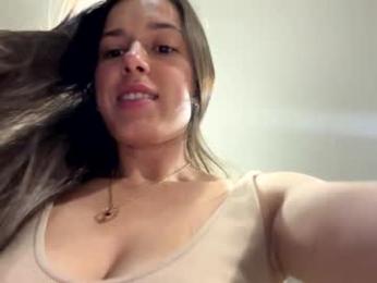 ohanna_ webcam model stream image