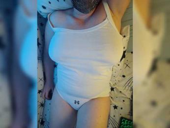 MasseuseLabi webcam model stream image