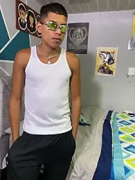 Mike_and_Rayan webcam model stream image