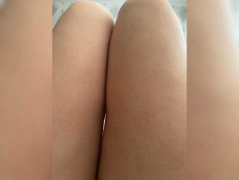 Alenka-may26 webcam model stream image