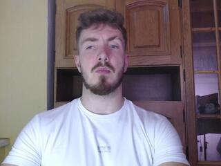 John Raymond webcam model stream image