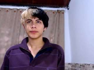 sweetass-18 webcam model stream image