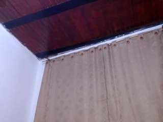 sweetass-18 webcam model stream image