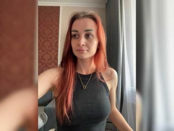 Aliice-Al webcam model stream image