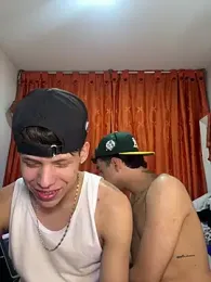 Yoskingg_moisest webcam model stream image