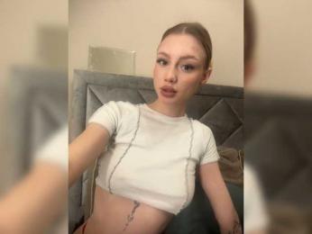 RealLinaaa webcam bongacams model stream image