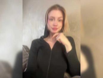 RealLinaaa webcam bongacams model stream image