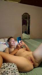 Click694748 webcam model stream image
