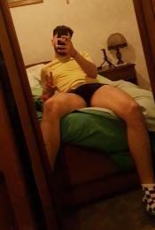 FaroukDZ32 webcam model stream image