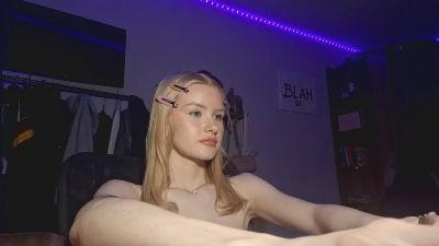 KarmenBarella webcam model stream image