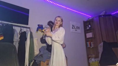 KarmenBarella webcam model stream image