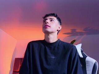 Sebastiian Reed webcam model stream image