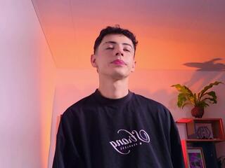 Sebastiian Reed webcam model stream image