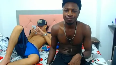 logannth webcam stripchat model stream image