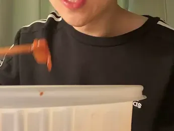 dkskdksk12 webcam model stream image