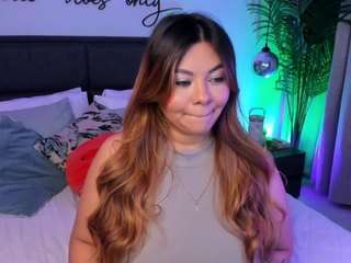 mollywhite webcam camsoda model stream image