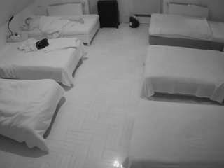 voyeurcam-julmodels-bed-6 webcam model stream image
