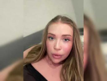 MILEDIUM webcam bongacams model stream image