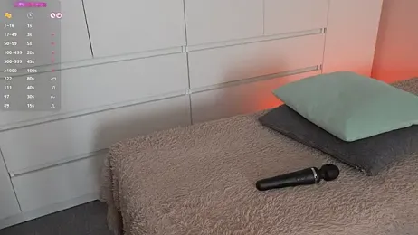 luxmuur webcam stripchat model stream image