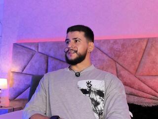 Dick Griffith webcam model stream image