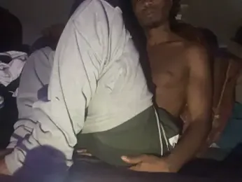 SlimeCrownzOut5 webcam model stream image