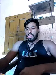 Lustynani webcam model stream image