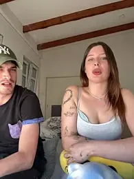 Chaos_and_cream webcam stripchat model stream image