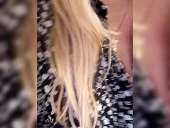 Divaya webcam bongacams model stream image
