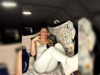 SweetCoople webcam bongacams model stream image