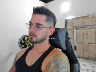 Ashton Muller webcam model stream image