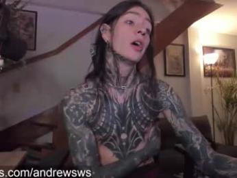 andrew_round webcam model stream image