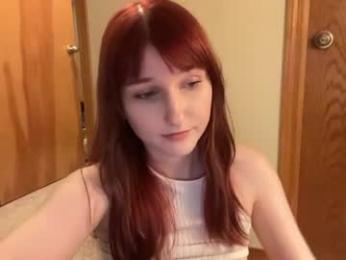 tinytittytia webcam model stream image