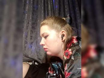 Mari-Alex webcam model stream image