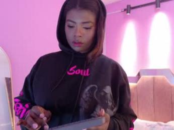 lovequeen02 webcam model stream image